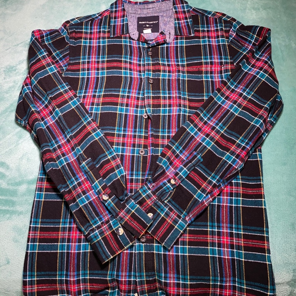 Modern Amusement Men’s Flannel Medium